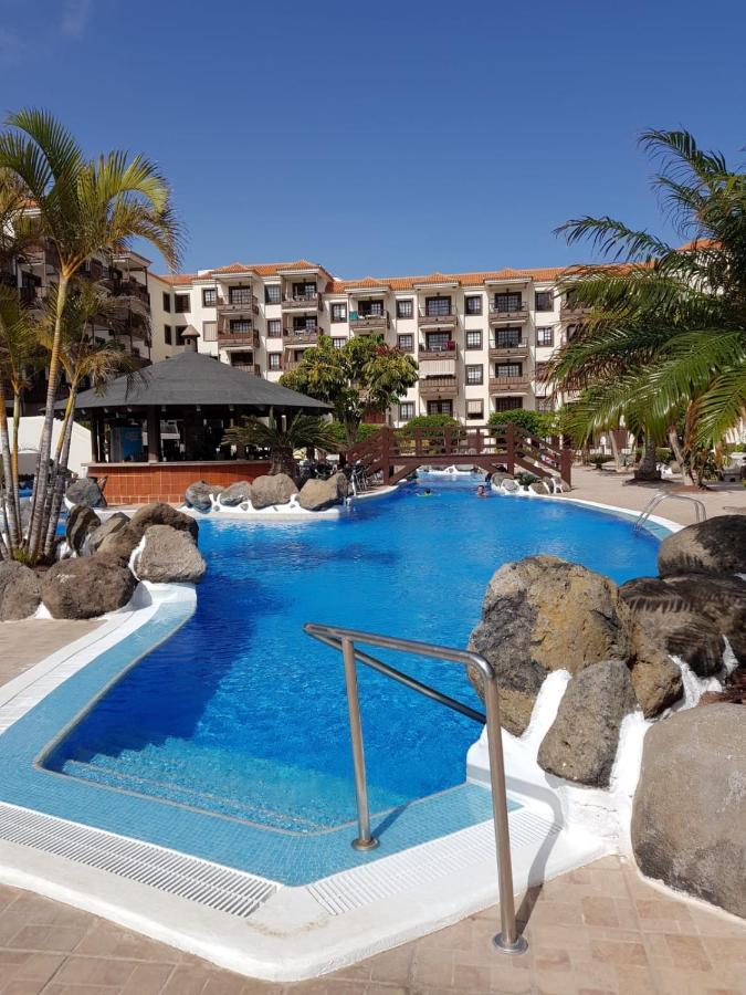 A Charming With A Swimming Pool Apartamento